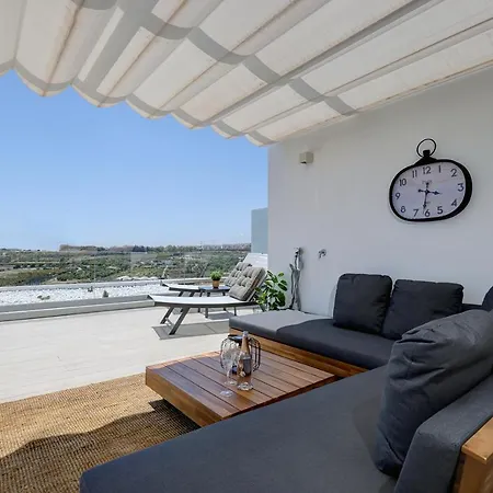 Hillside House- Modern, Upscale W/sea Views Nyaraló *